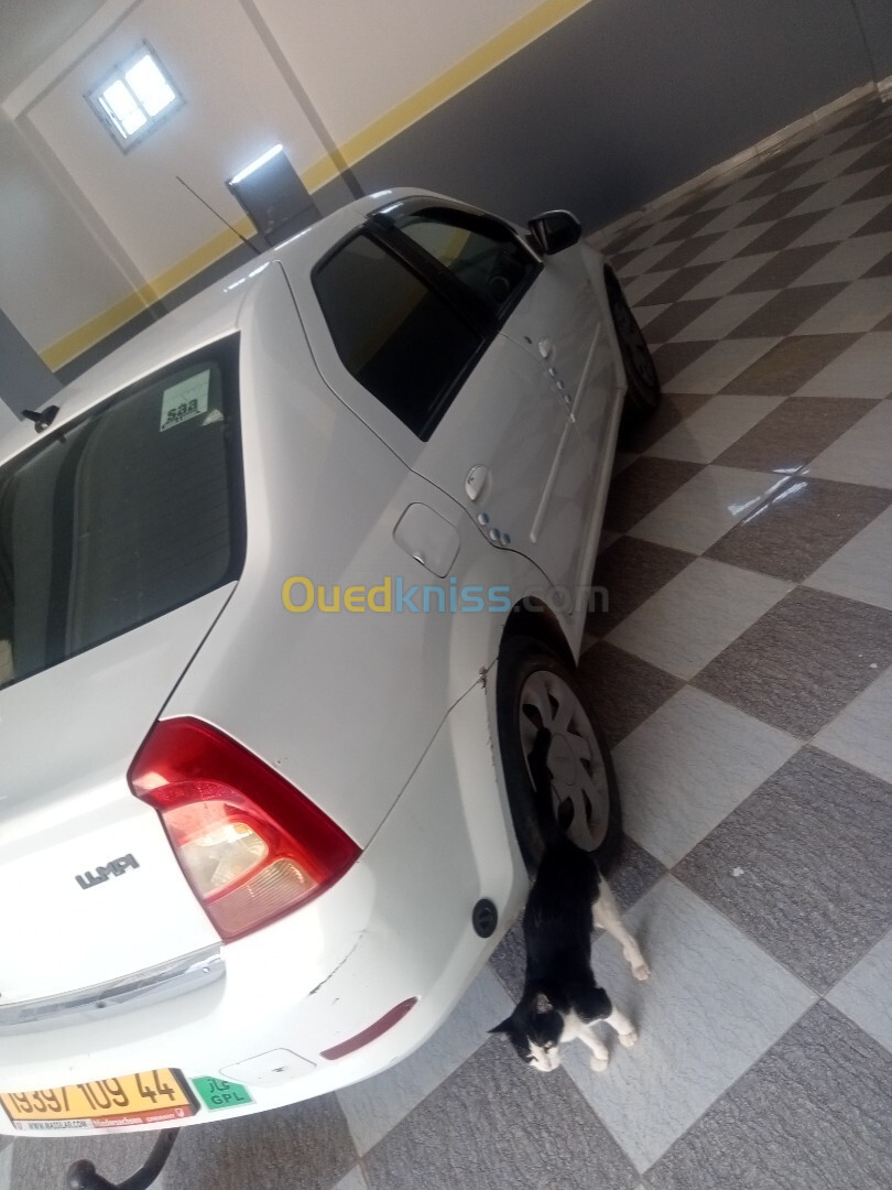 Dacia Logan 2009 Latot