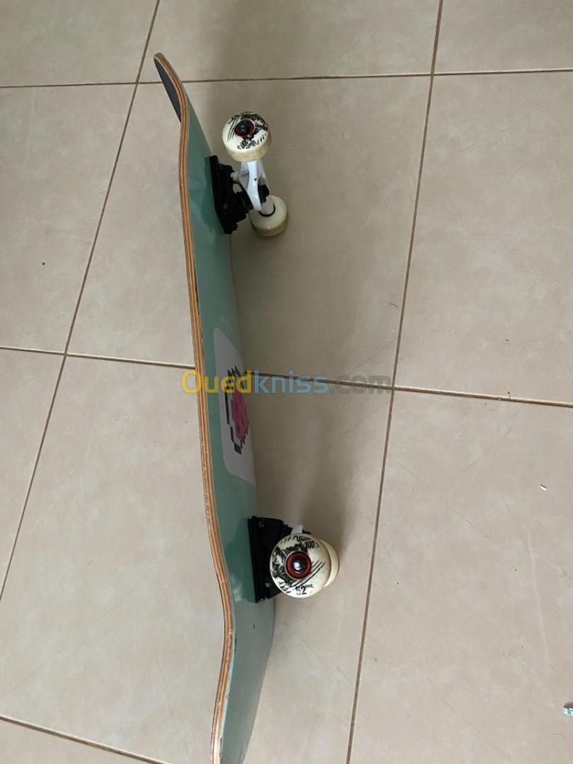 Skateboard américain 