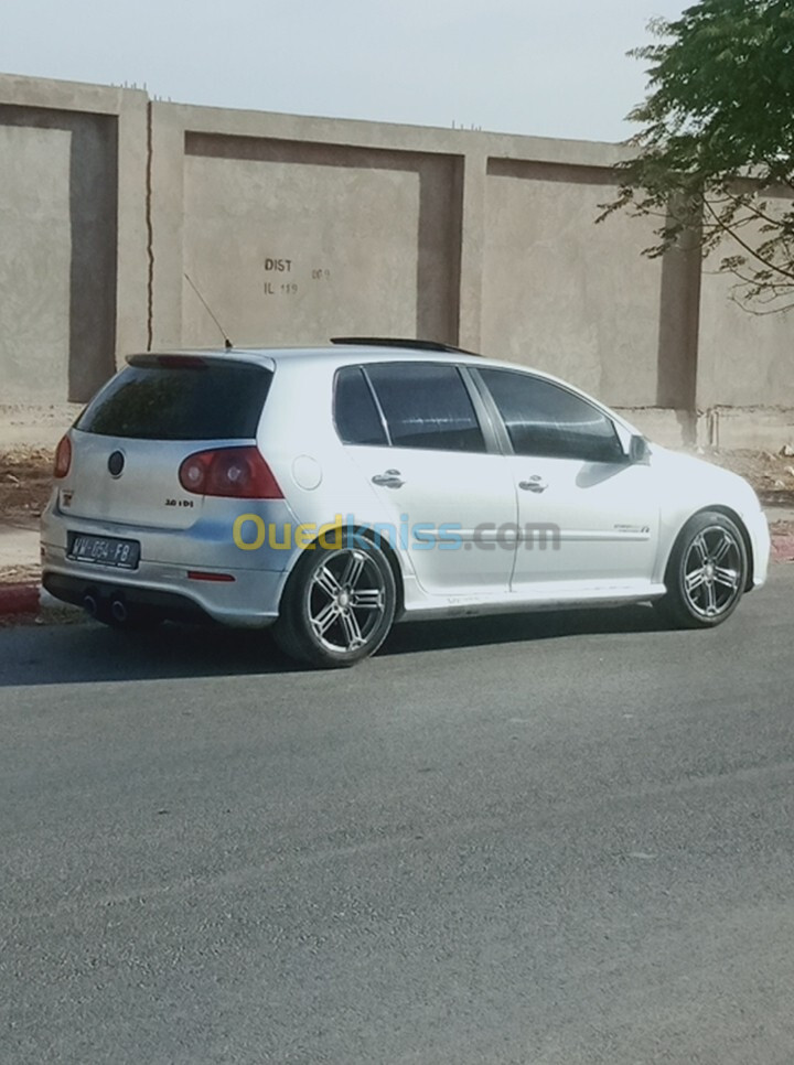 Volkswagen Golf 5 2008 R32