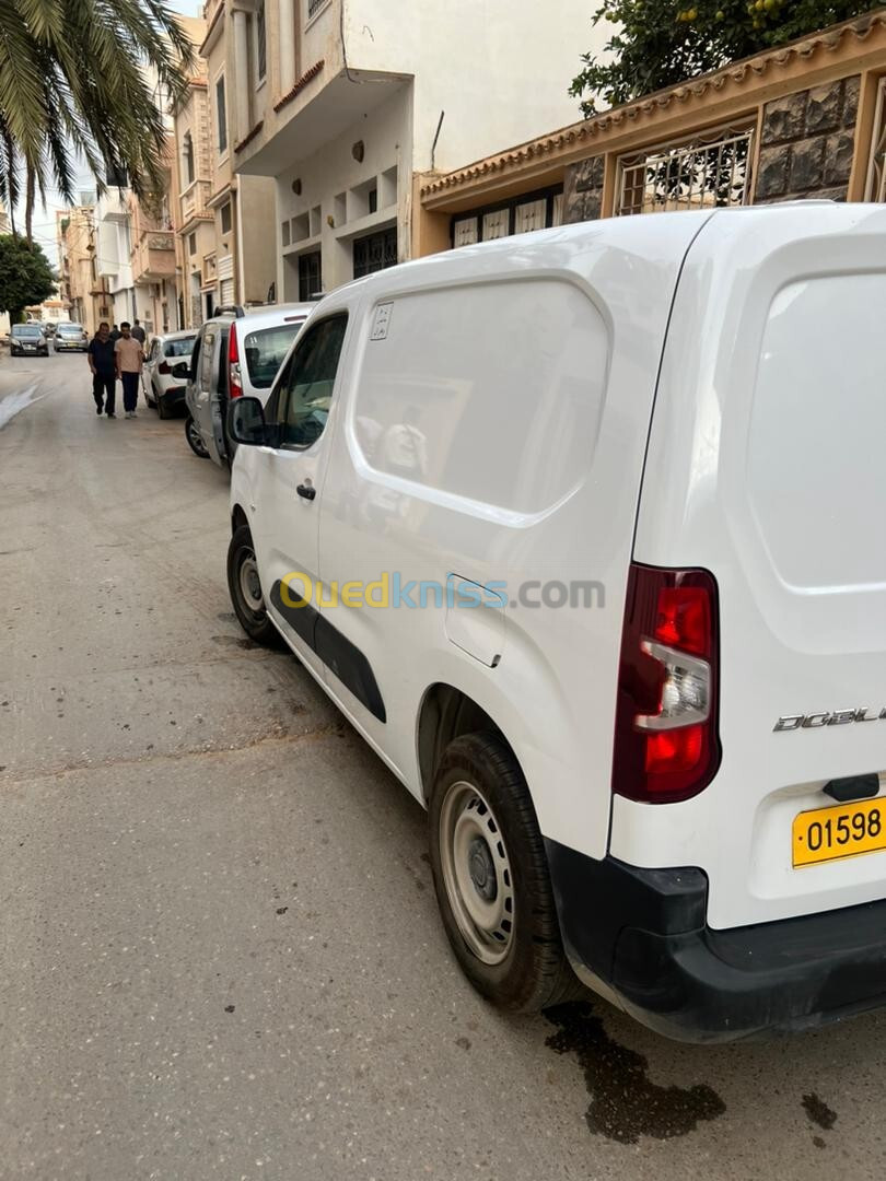 Fiat Doblo 2023 