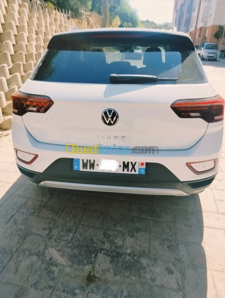 Volkswagen T-Roc 2023 Life+