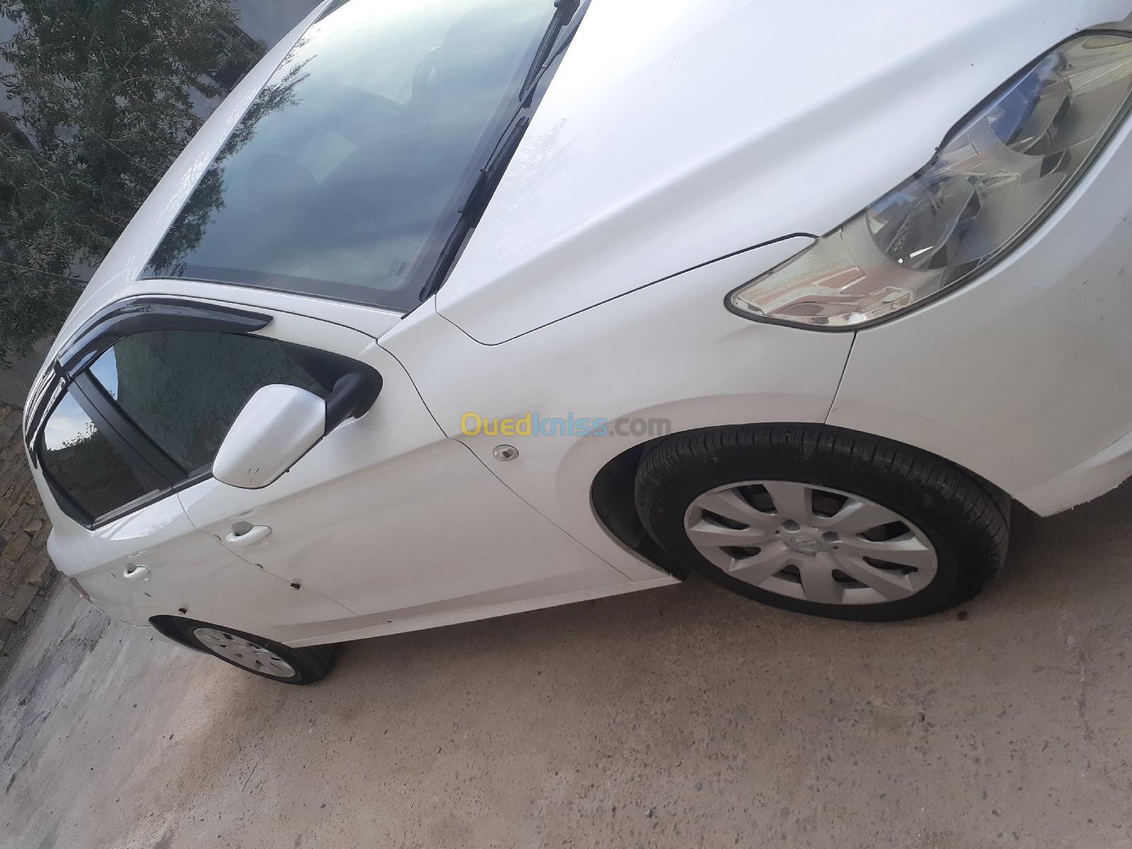 Peugeot 301 2013 Active