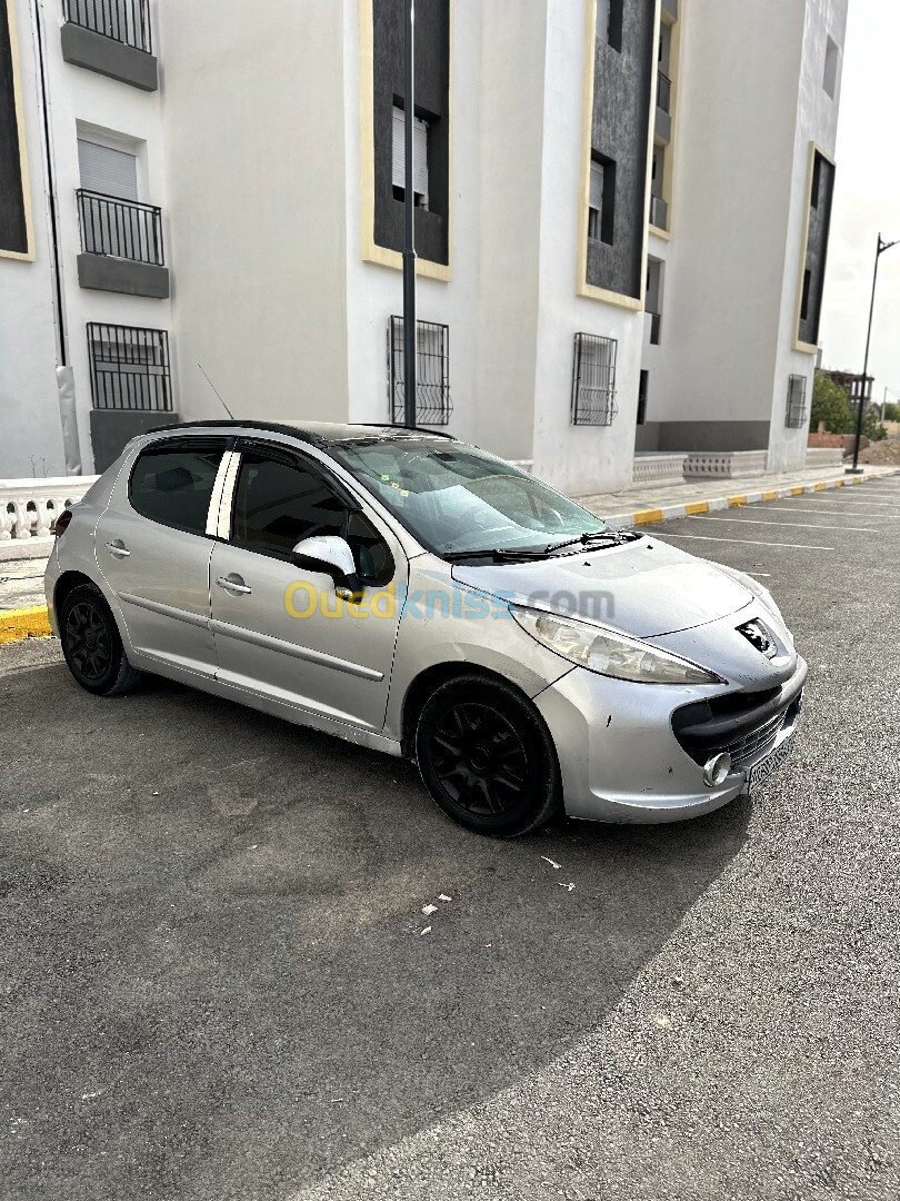 Peugeot 207 2008 207