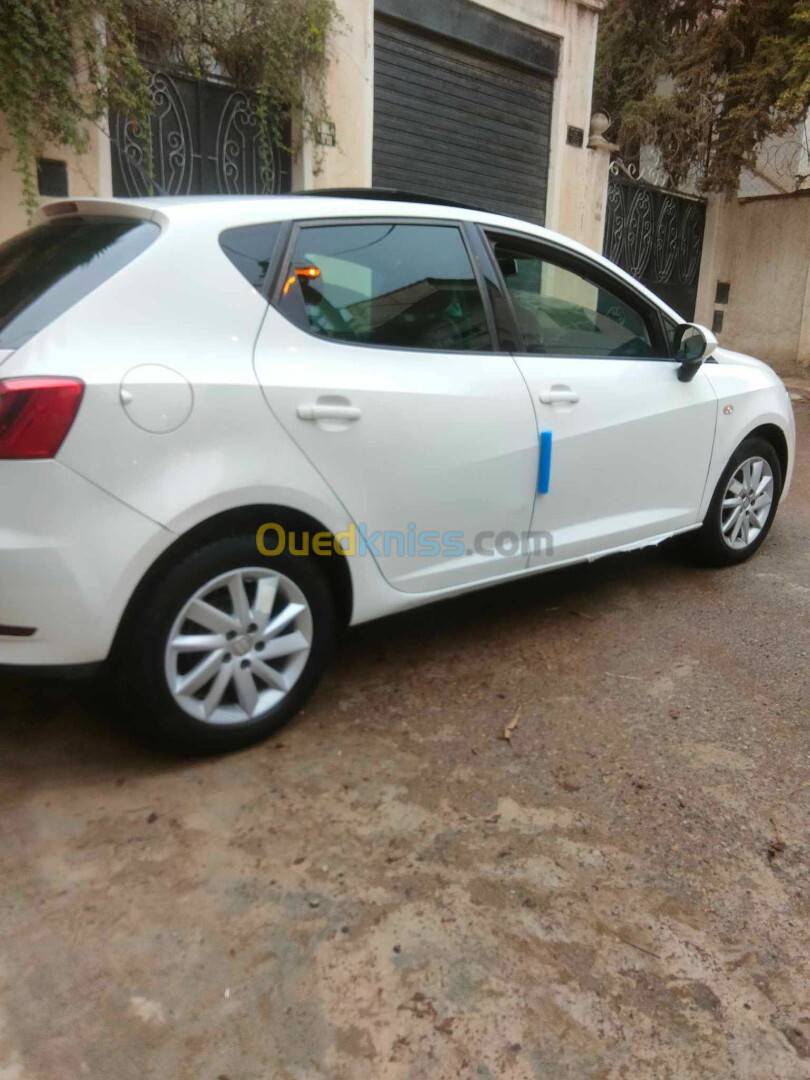 Seat Ibiza 2012 Fully +Toit ouvrant