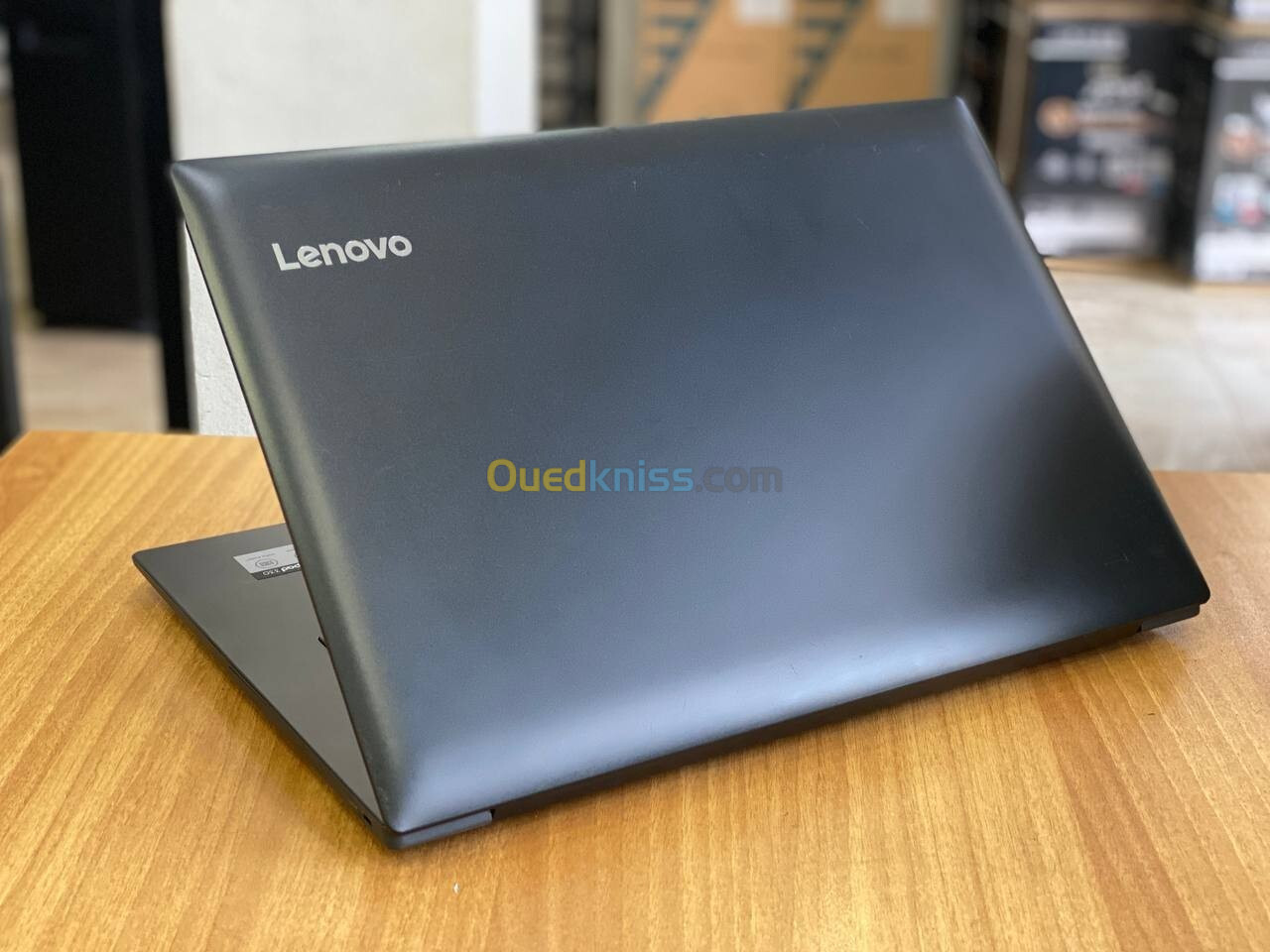 LENOVO IDEAPAD 330 / AMD A4-9125 / 4G / 256 SSD NEUF/17 POUCE