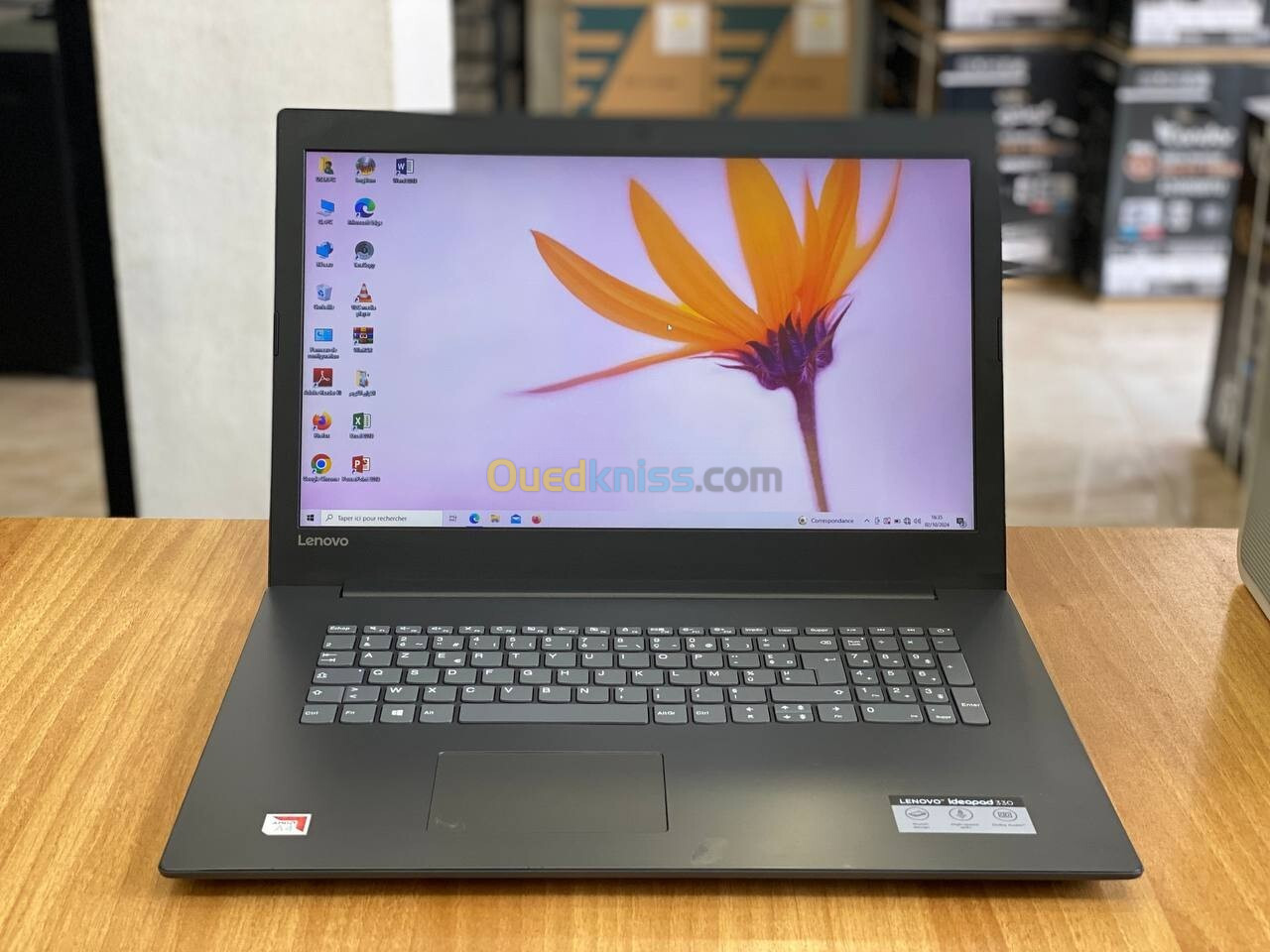 LENOVO IDEAPAD 330 / AMD A4-9125 / 4G / 256 SSD NEUF/17 POUCE