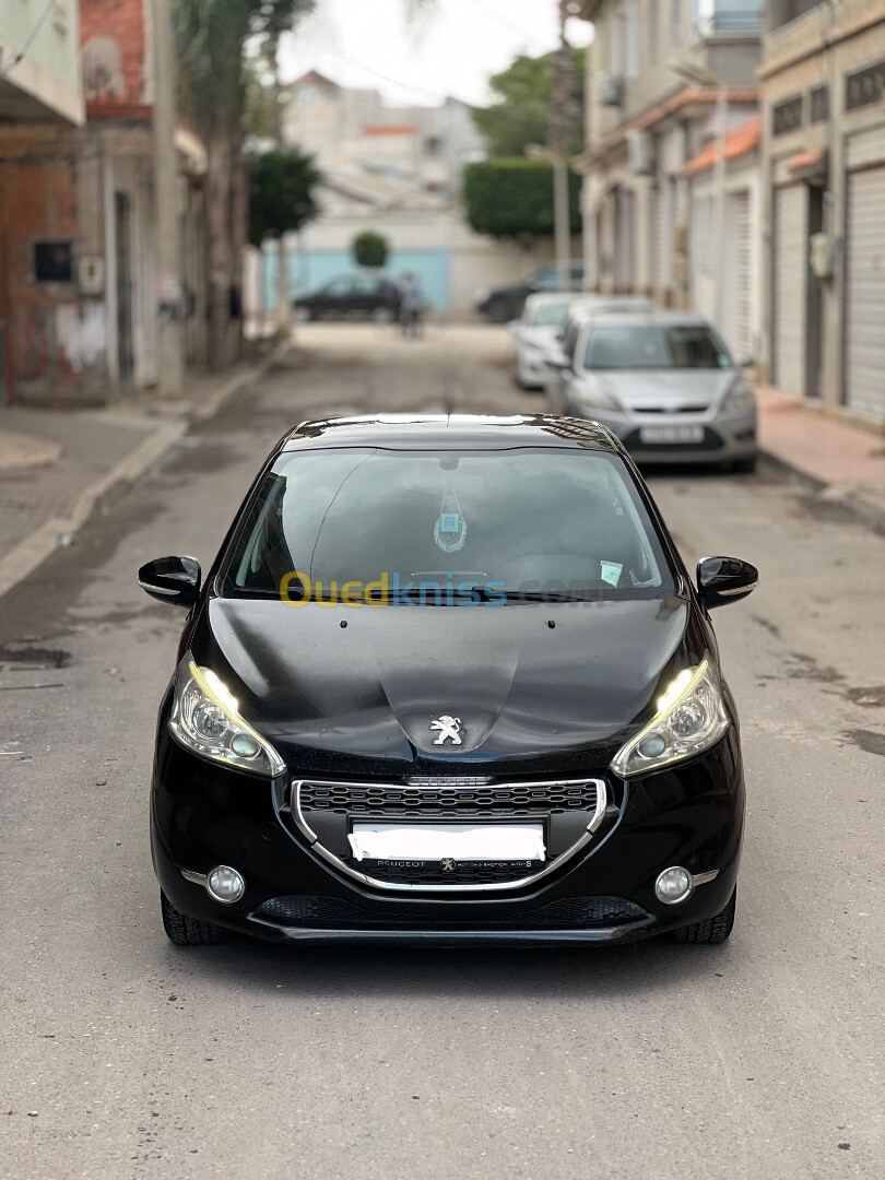 Peugeot 208 2014 208