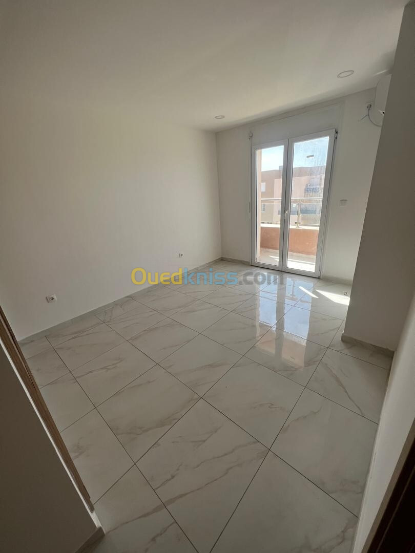 Location Appartement F3 Alger Hydra