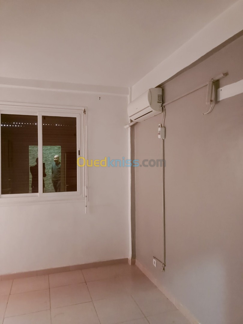 Location Appartement F3 Tipaza Kolea