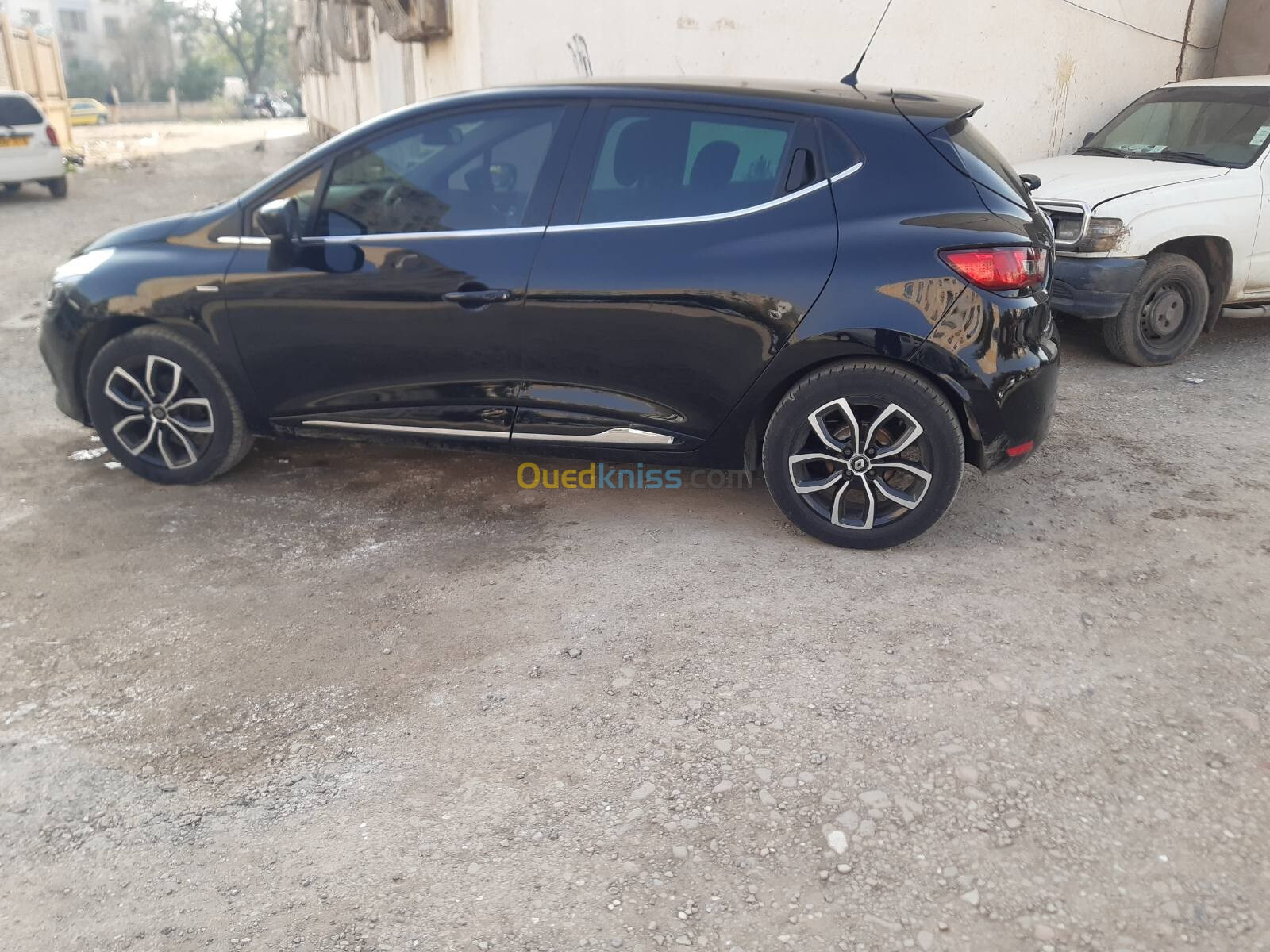 Renault Clio 4 2019 Limited 2