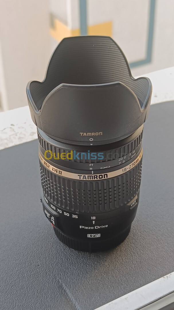 Objectif TAMRON 18-270mm f/3.5-6.3