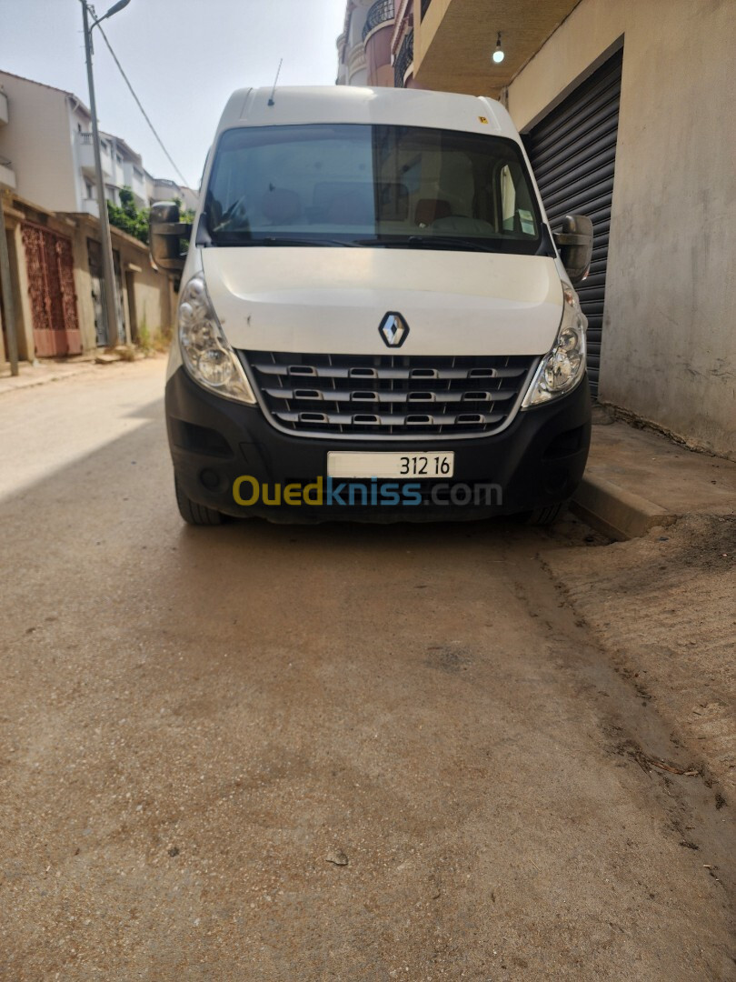 Renault Master3 2012