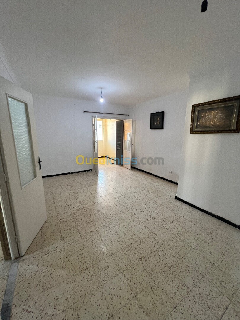 Location Appartement F3 Alger Ain benian