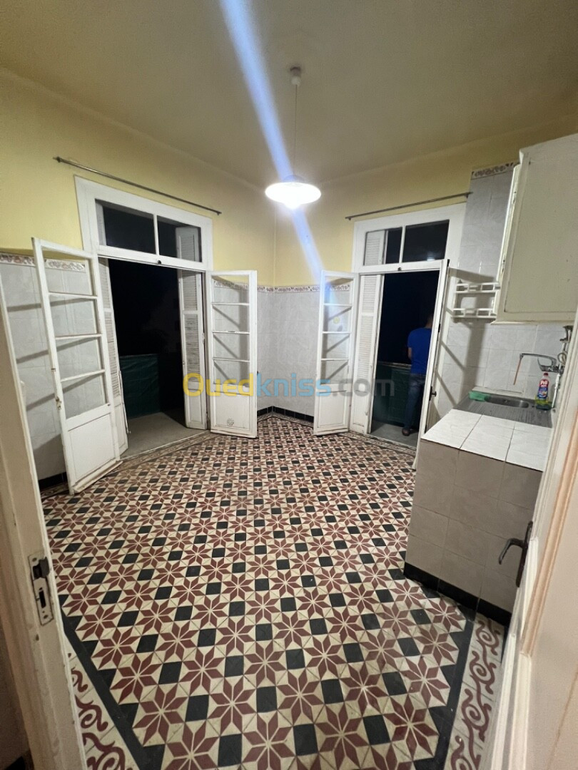 Location Niveau De Villa F3 Alger Cheraga