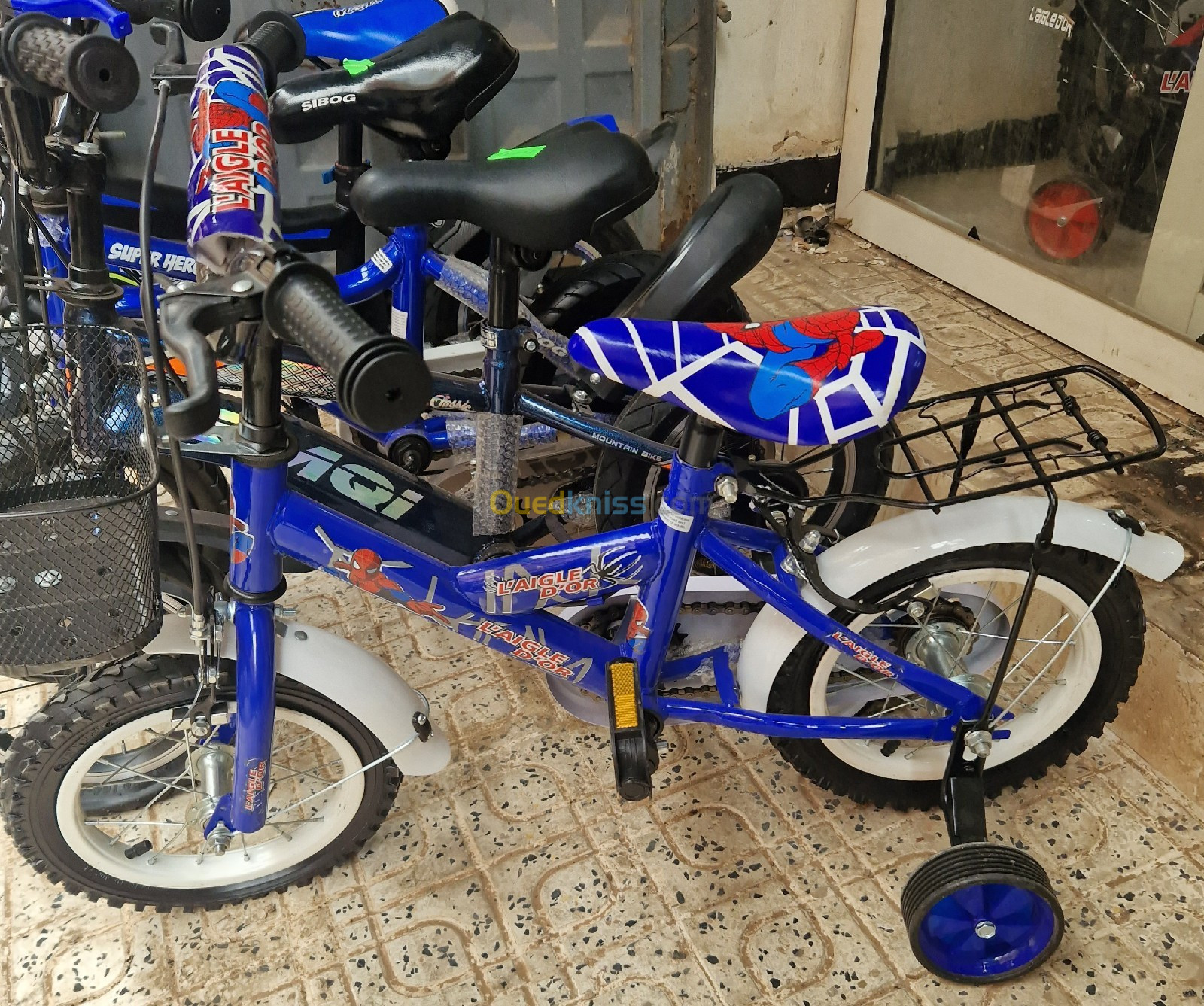 دراجة هوائية سبيدرمان 12 بوصة Vélo Spiderman 12pouces