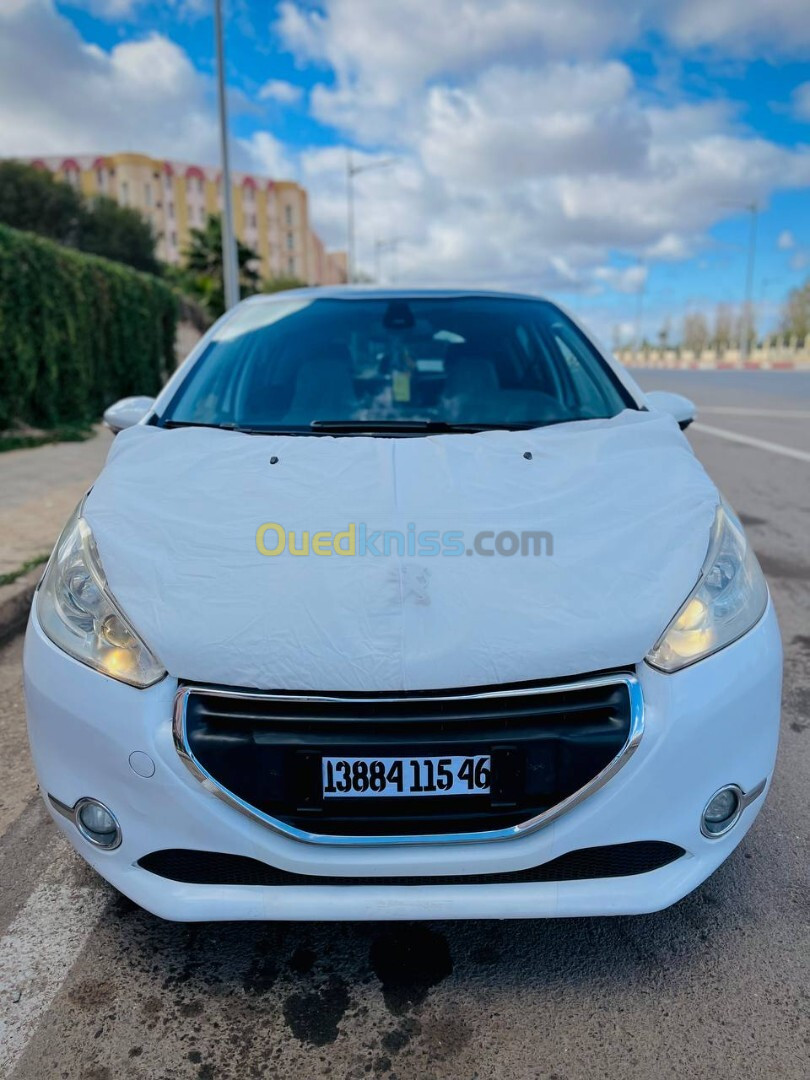 Peugeot 208 2015 Allure