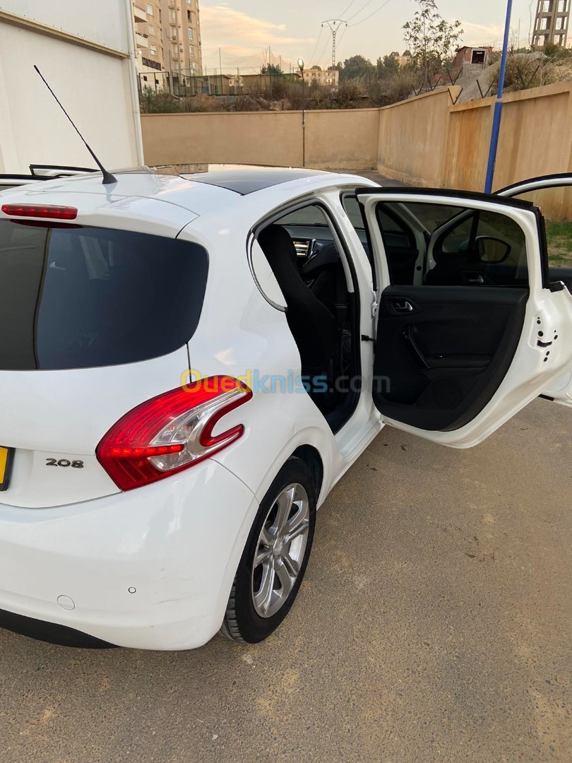 Peugeot 208 2014 Allure