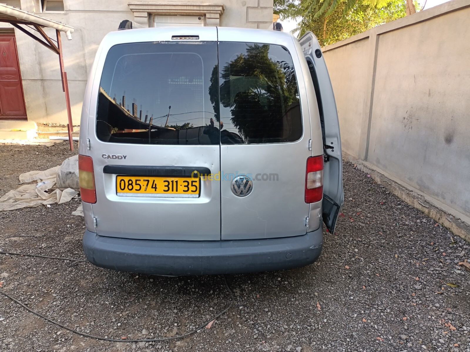 Volkswagen Caddy 2011 