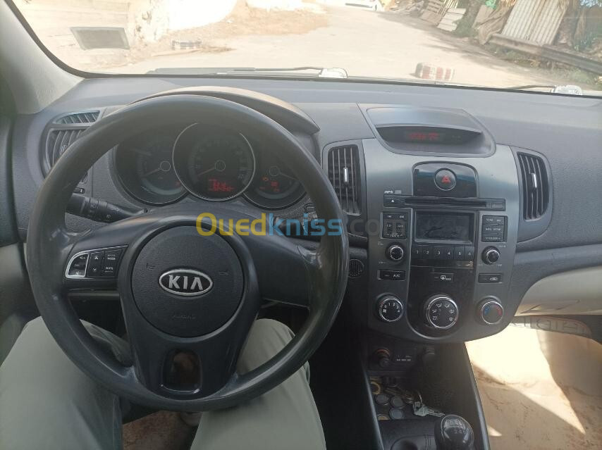 Kia Cerato 2011 