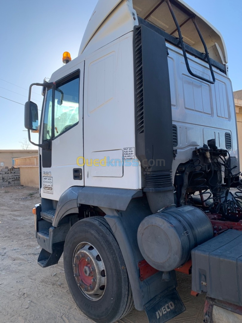 Iveco Eurotrakker 400 2004