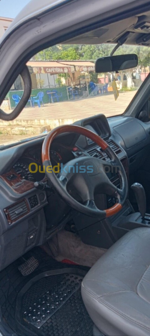 Mitsubishi Pajero Court 1996 