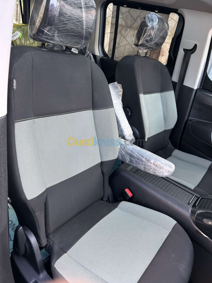 Citroen Berlingo Multispace 2021 Réstyli