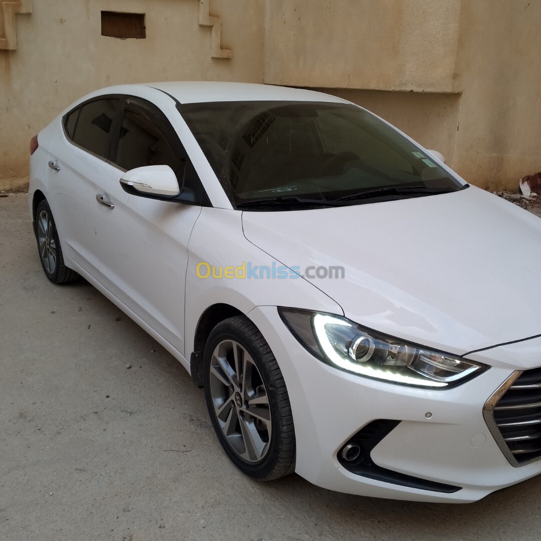 Hyundai Elantra 2019 GLX