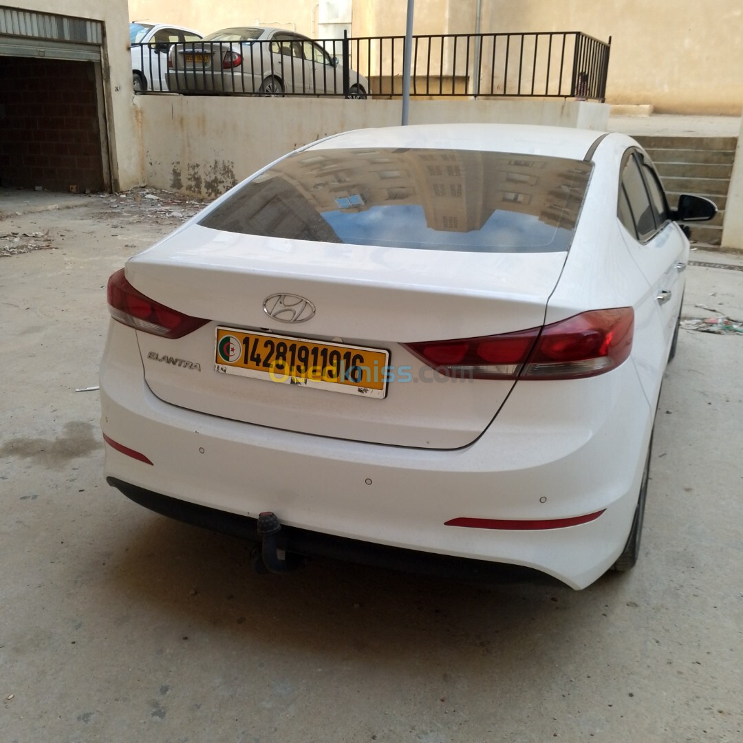 Hyundai Elantra 2019 GLX