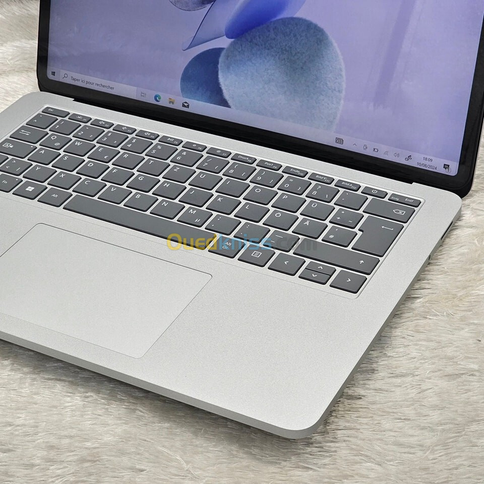 SURFACE LAPTOP STUDIO / 11th i5-11300H / 16GO DDR4 / 256SSD NVMe / TACTILE 14.4" 2.4K