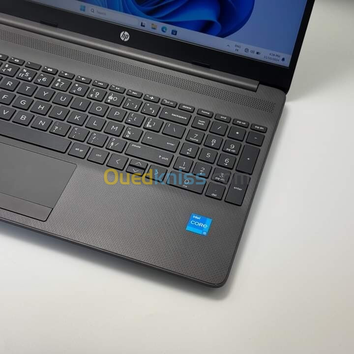 HP 250 G8 / 11th I5-1135G7 / 8Go DDR4 / 256SSD / 15.6 FHD