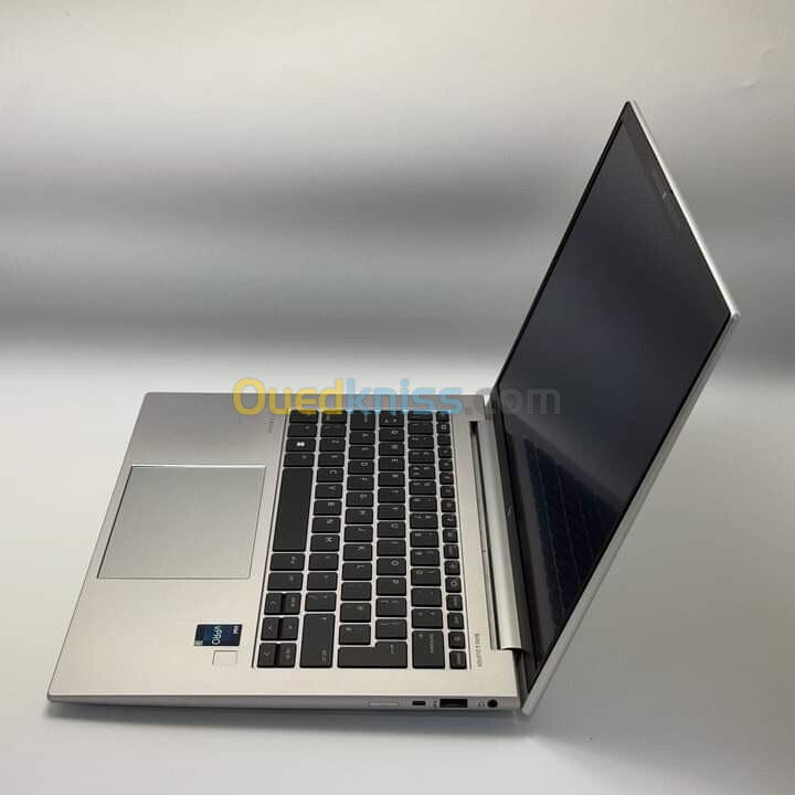 HP ELITEBOOK 840 G10 / 13th I7-1370P / 32Go DDR5 / 512Go SSD / 14  FHD+