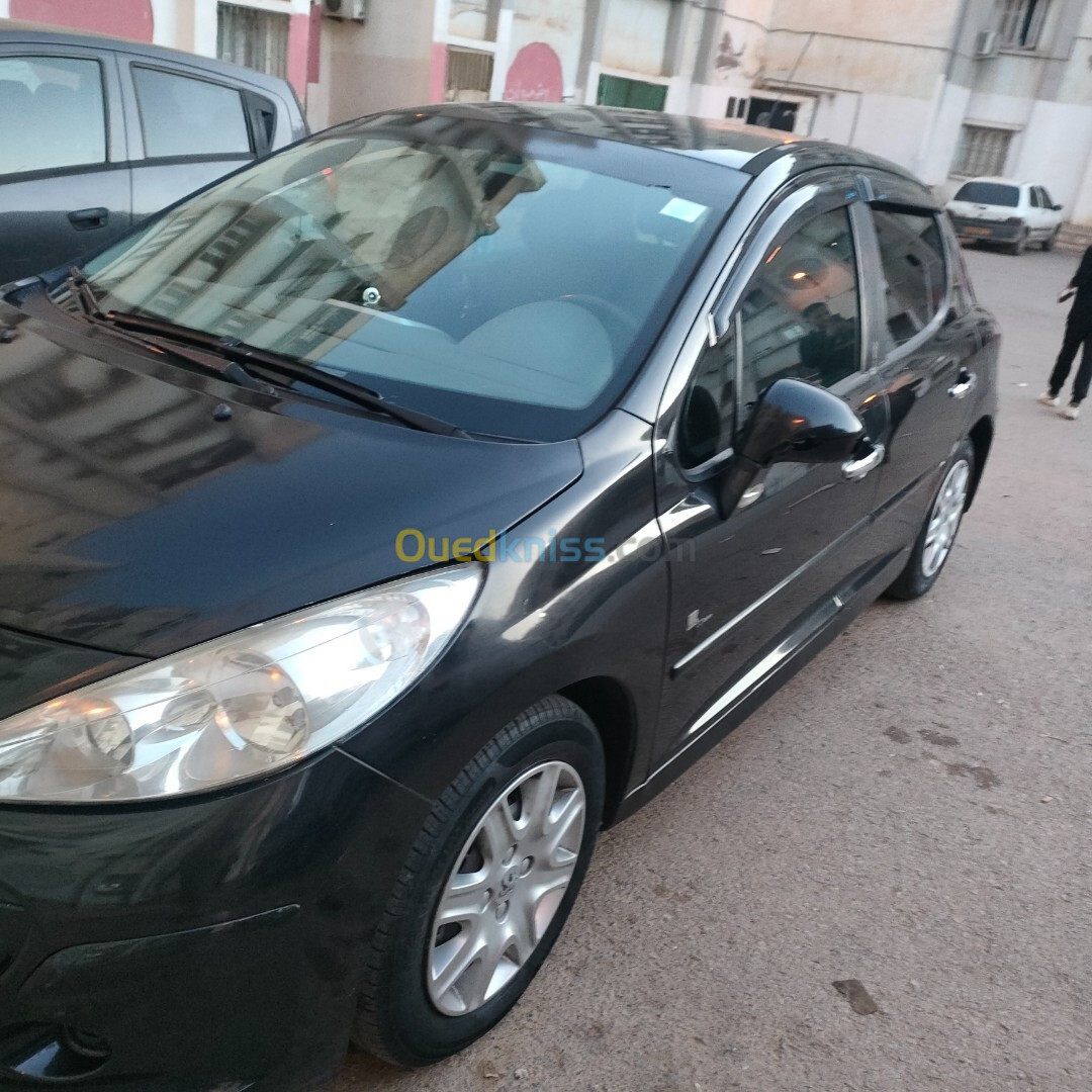 Peugeot 207 2008 207