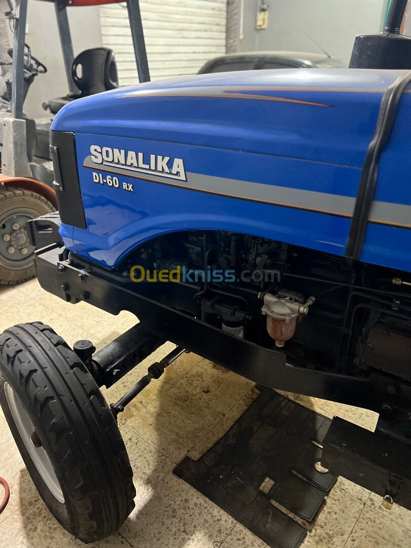 Di 60 rx Sonalika 2018