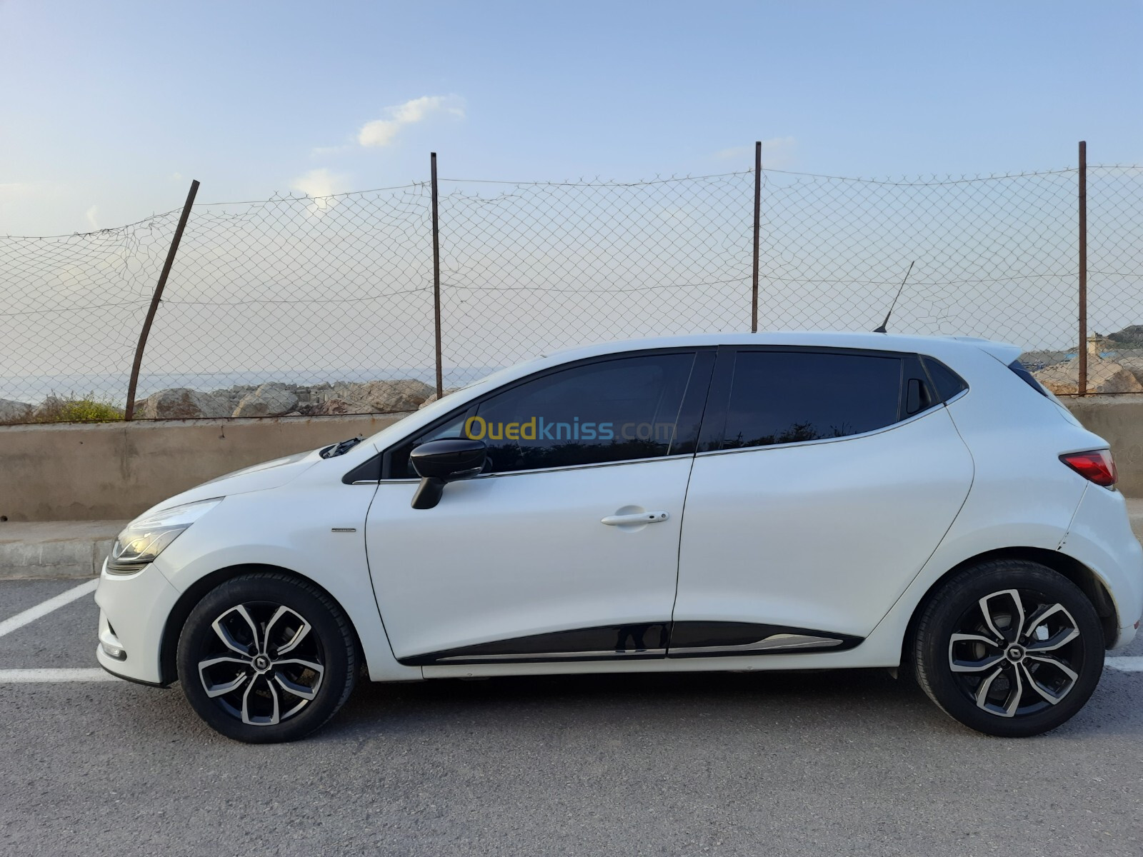 Renault Clio 4 2019 Limited 2