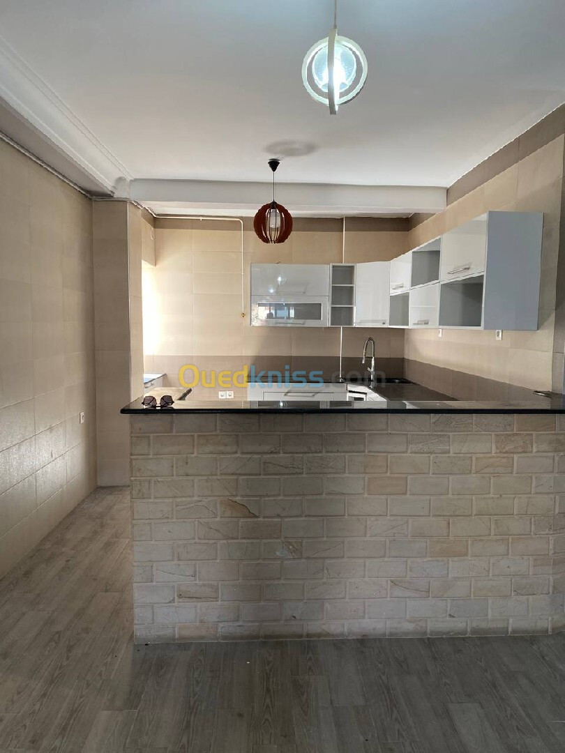 Vente Appartement F3 Alger Bordj el kiffan