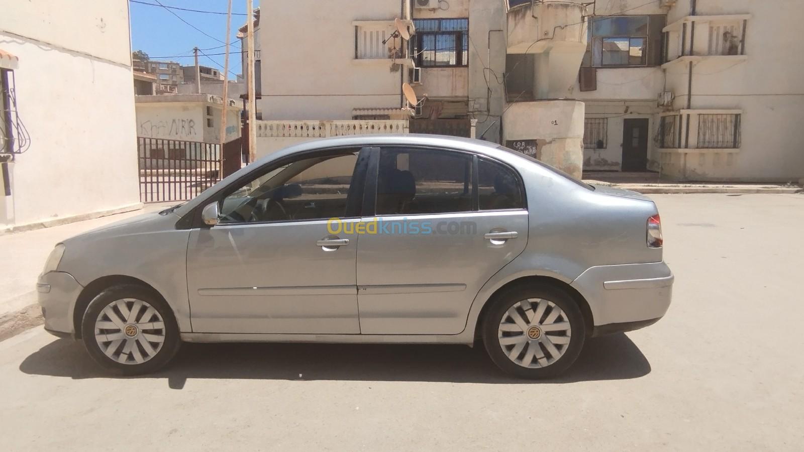 Volkswagen Polo sedan 2008 Sedan