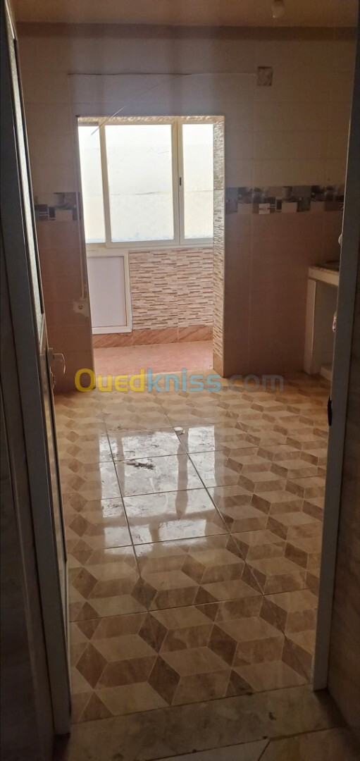 Location Appartement F3 Alger Baba hassen