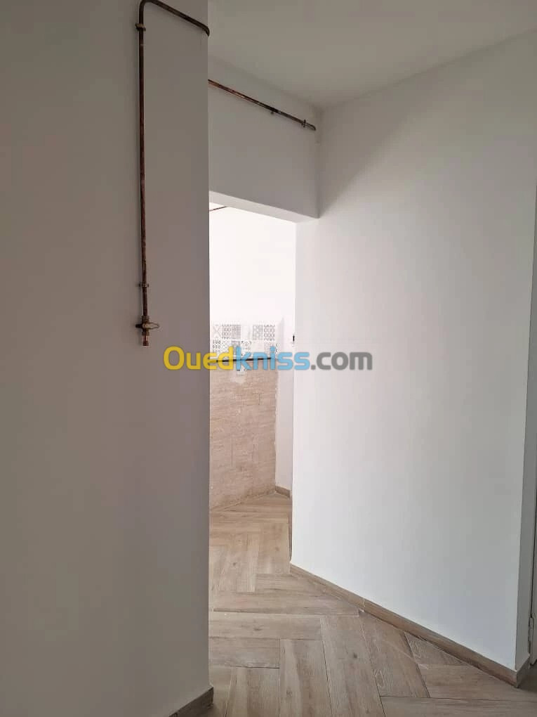 Location Appartement F4 Alger Ben aknoun