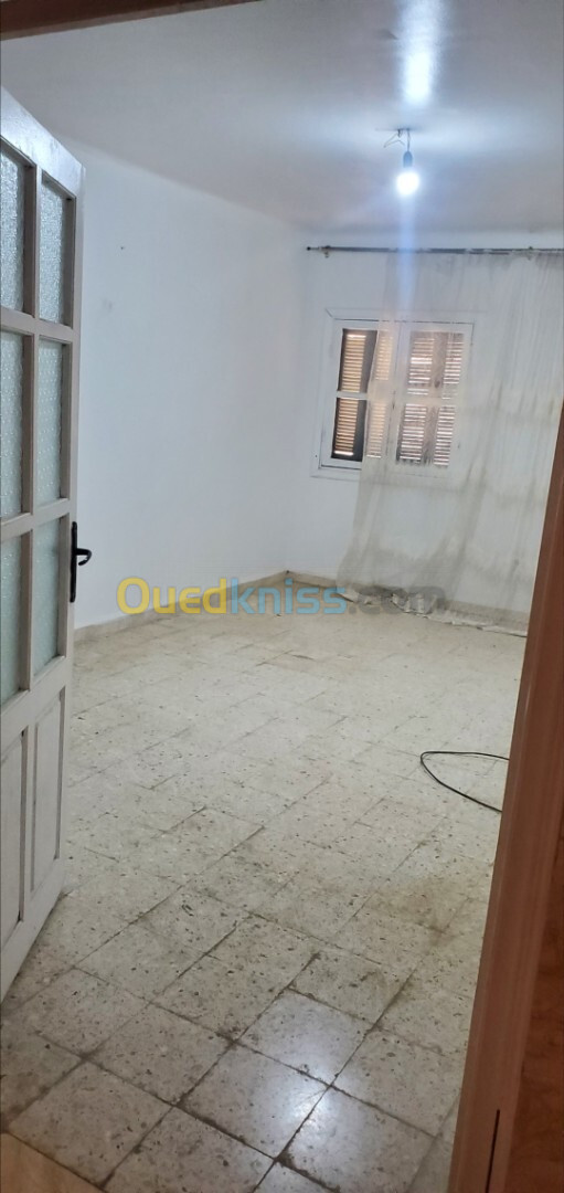 Location Appartement F3 Alger Baba hassen