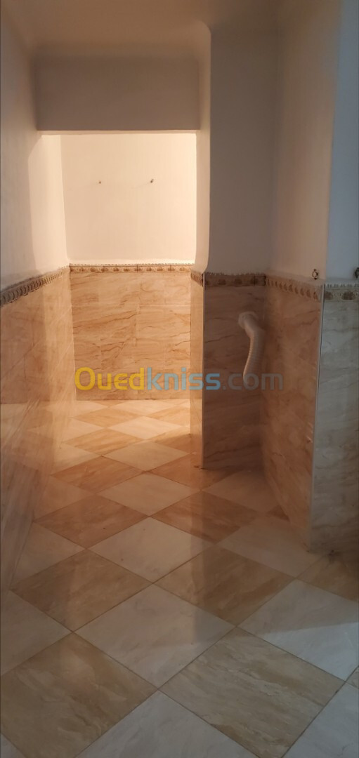 Location Appartement F3 Alger Baba hassen