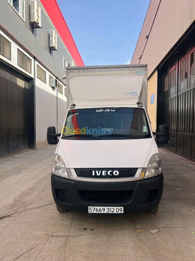 Iveco 35c15 2012