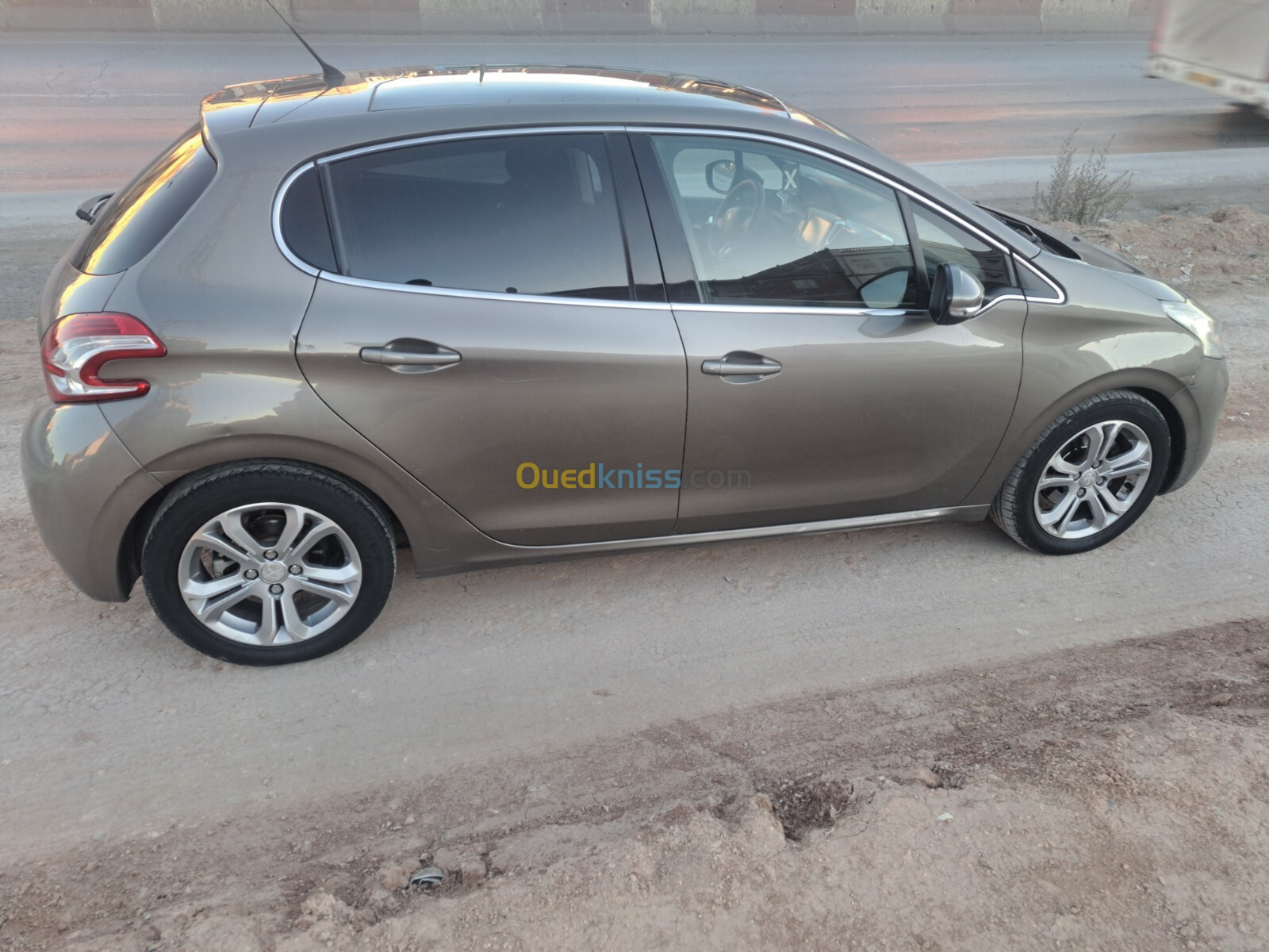 Peugeot 208 2013 Allure