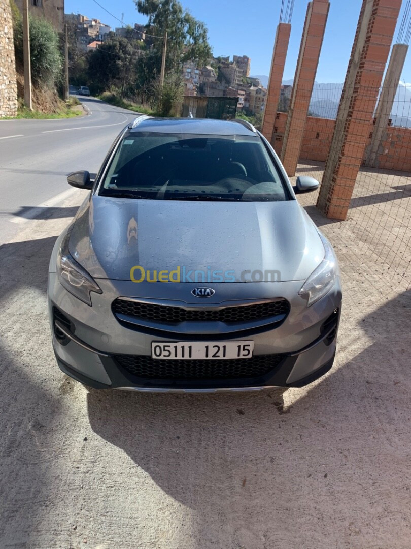 Kia XCeed 1.5_GDI 16V GPF ISG 159 cv 2021 