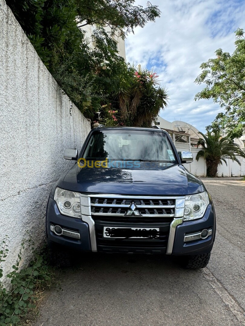 Mitsubishi Pajero 2010 GLS