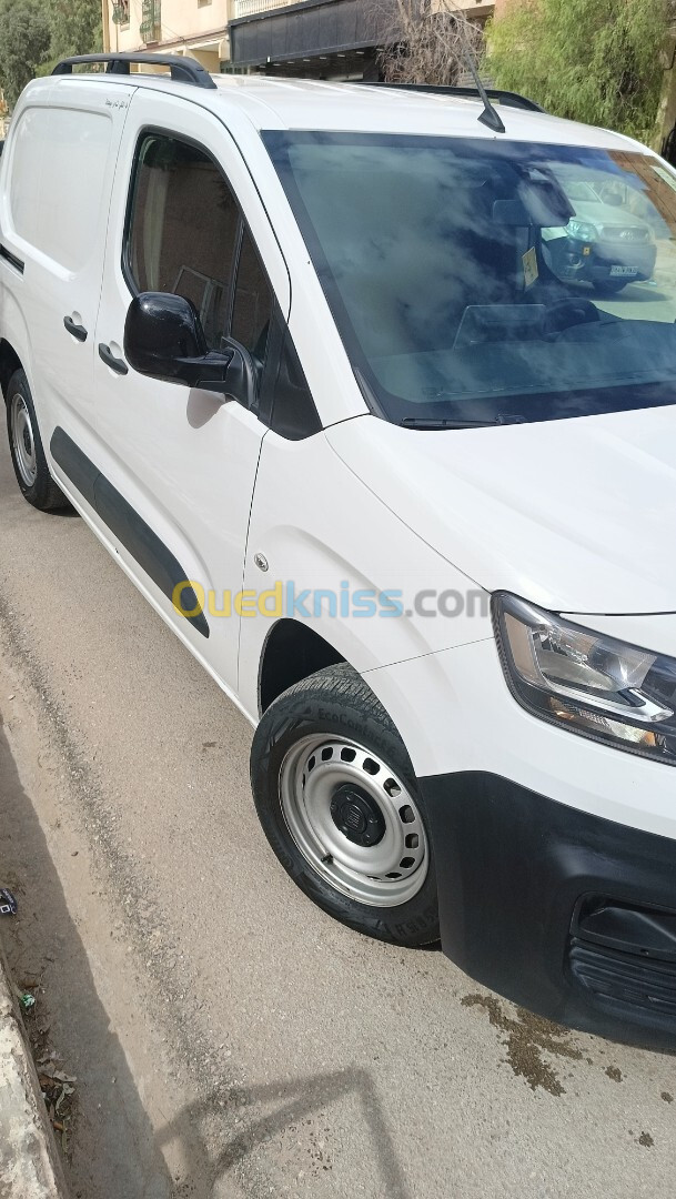 Fiat DOBLO 2023 ITALI