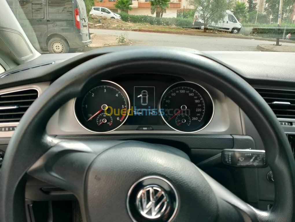 Volkswagen Golf 7 2014 Trendline +