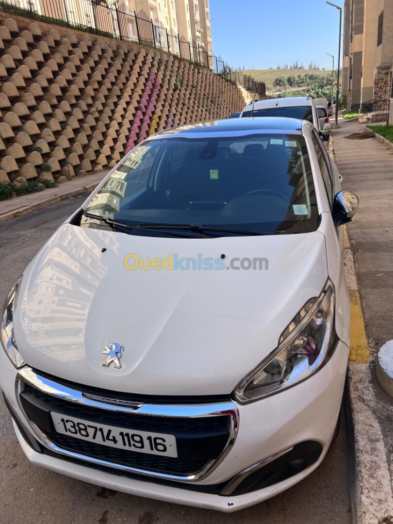 Peugeot 208 2019 Allure