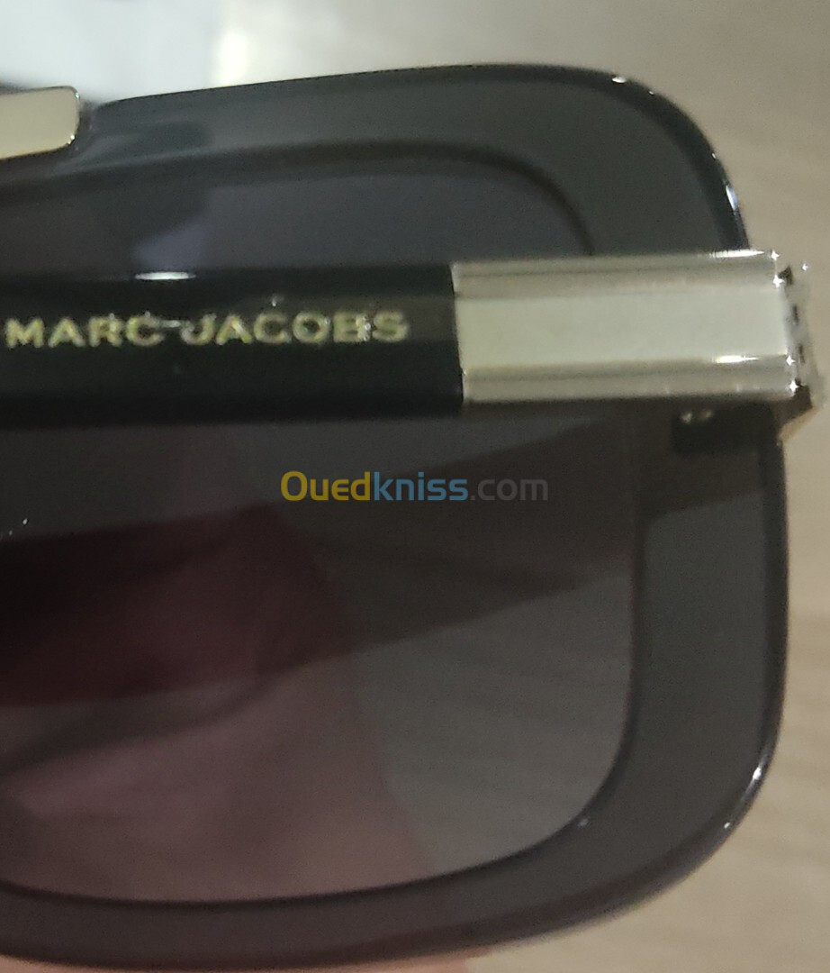 Lunette de soleil marc Jacobs 