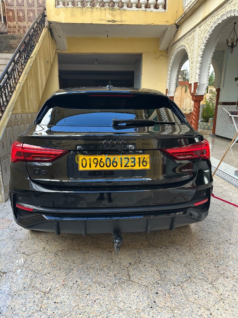 Audi Q3 2023 S line