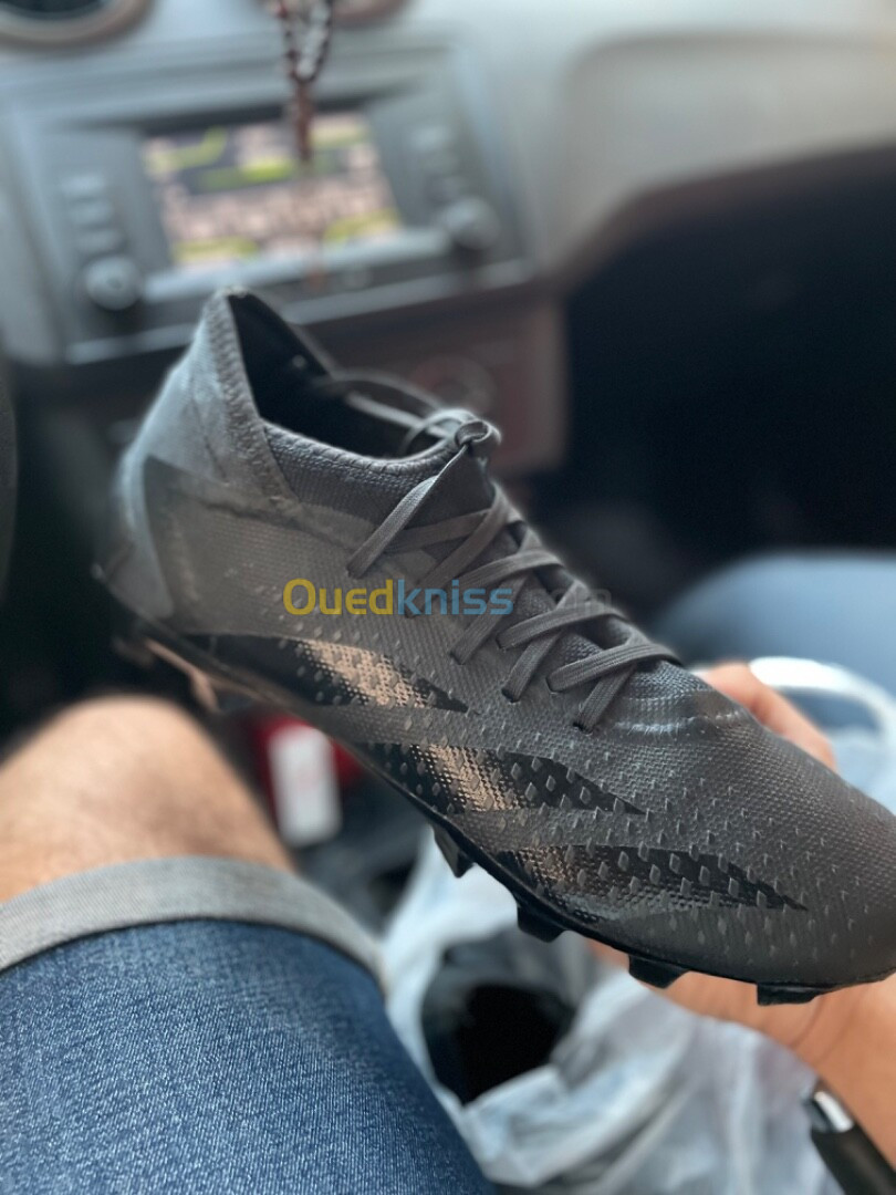 Adidas predator P 42